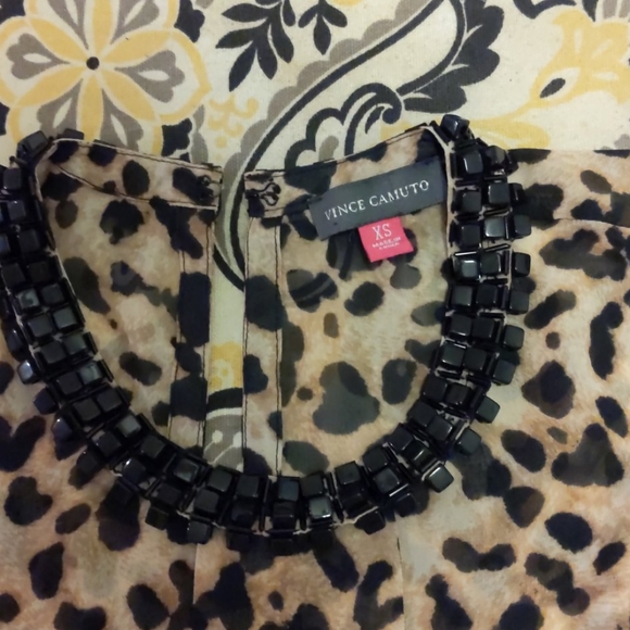 Vince Camuto leopard print sleeveless top - Picture 5 of 5